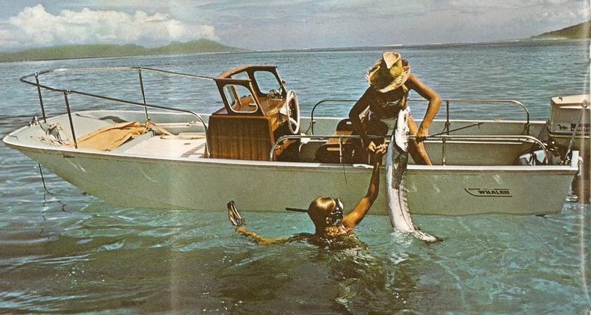 Boston Whaler 16′7″ Classic — vintage photo